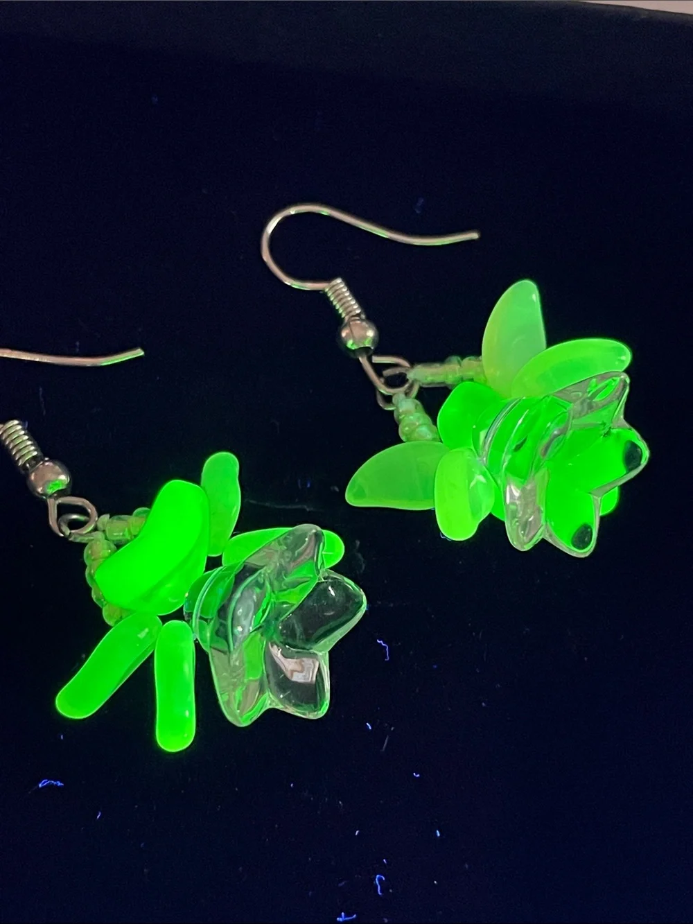 Uranium Handcrafted Green Floral Glass Drop Earrings for Women